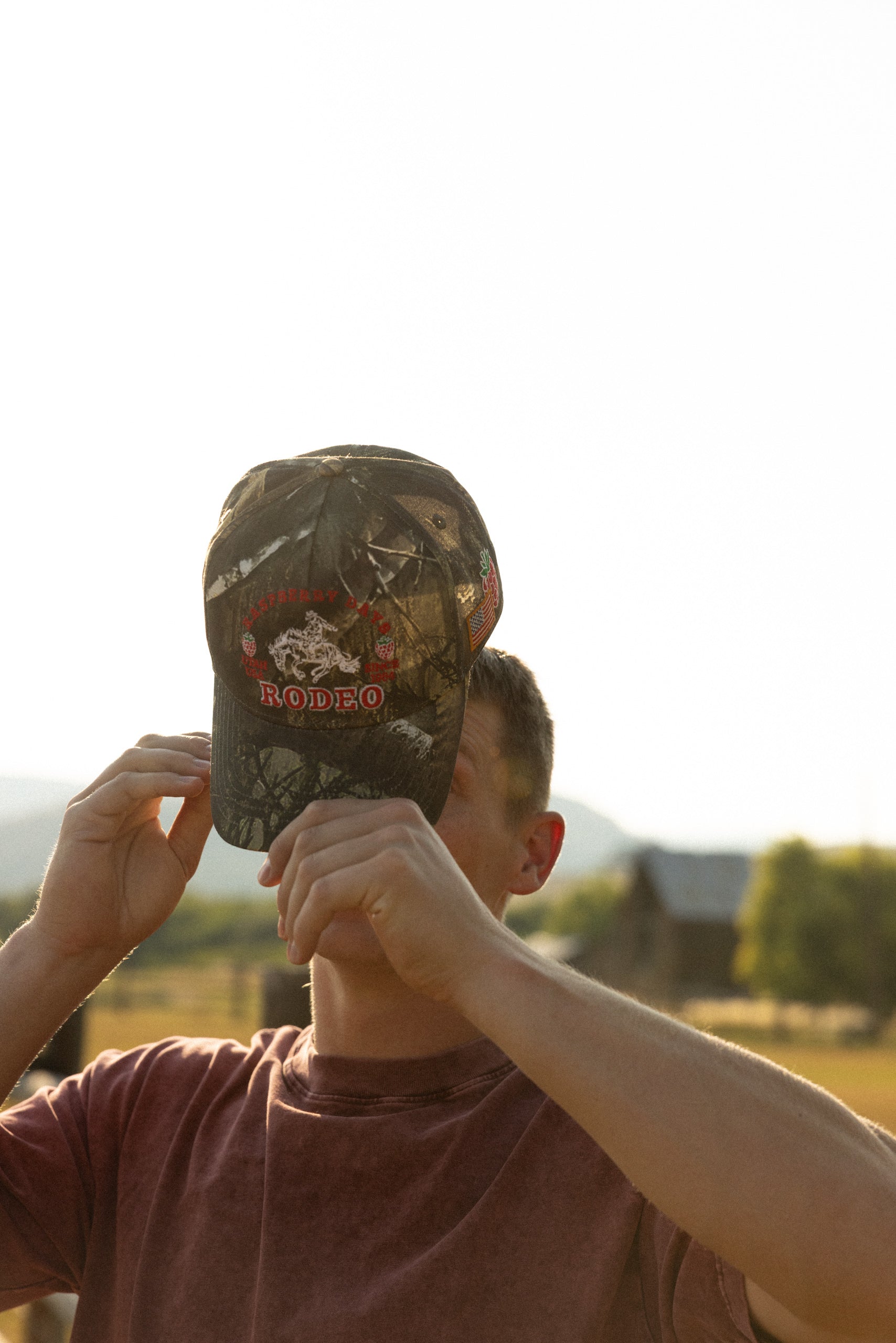 Camo Loud Face Raspberry Days rodeo cap